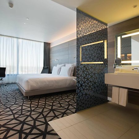 Pullman Sydney Airport Hotel Kültér fotó Deluxe Room