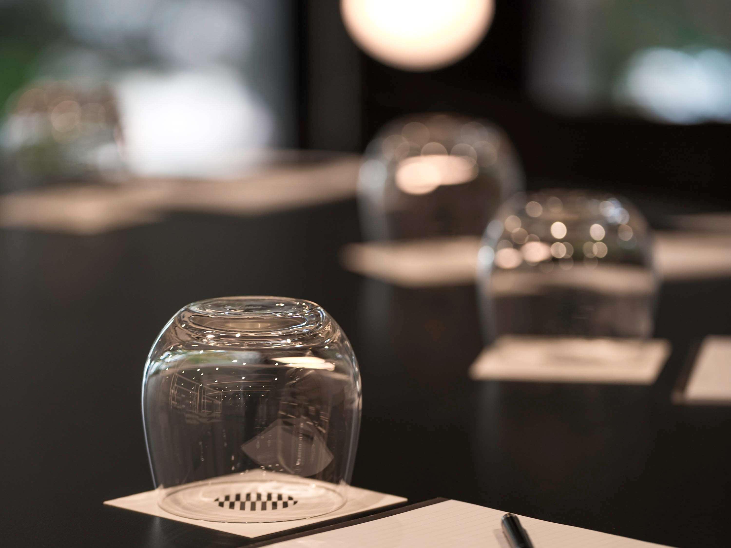 Pullman Sydney Airport Hotel Kültér fotó A salt cellar